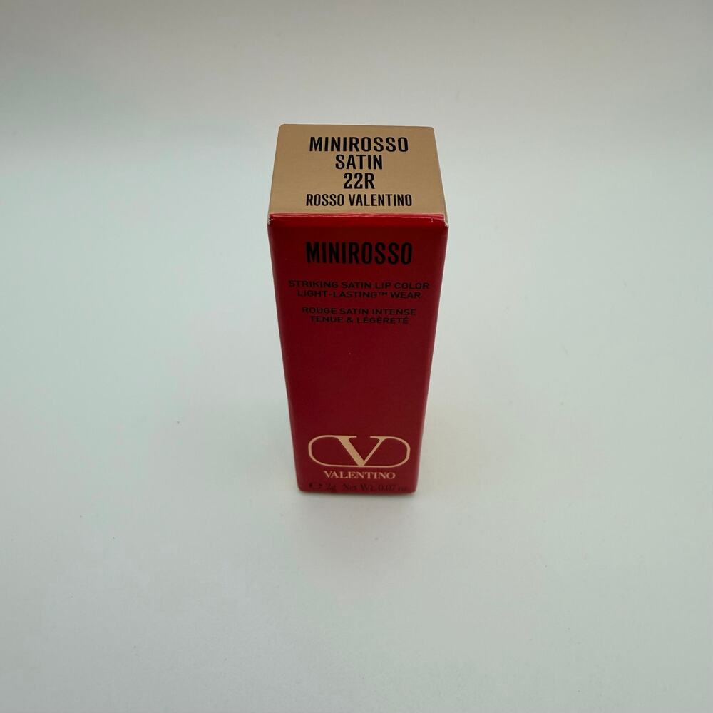 Valentino Minirosso Satin Lipstick 22R Rosso Valentino Mini 2g NIB - Picture 4 of 8